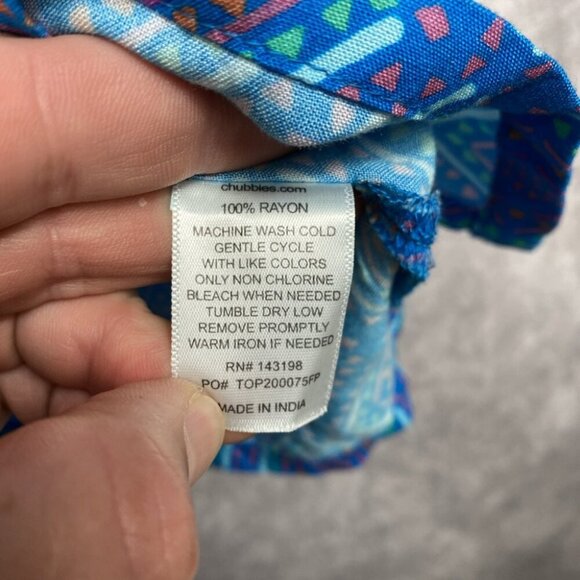 Chubbies Button Up Shirt Mens S Blue Geometric Vibrant Summer Vibe Casual - Picture 7 of 10